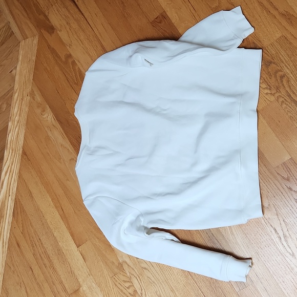 H & M Crewneck Sweater - Picture 6 of 7